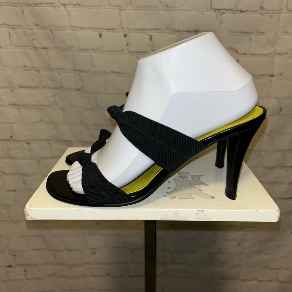 Donald J. Pliner high heeled sandals size 8 M